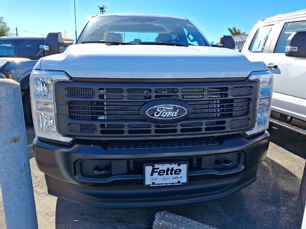 2027 Ford F-250SD XL