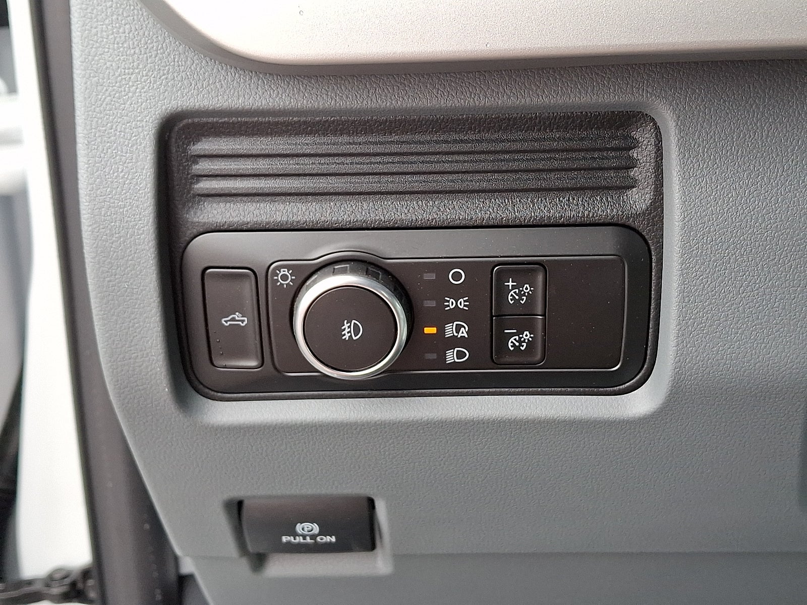 2026 Ford F-600SD XL