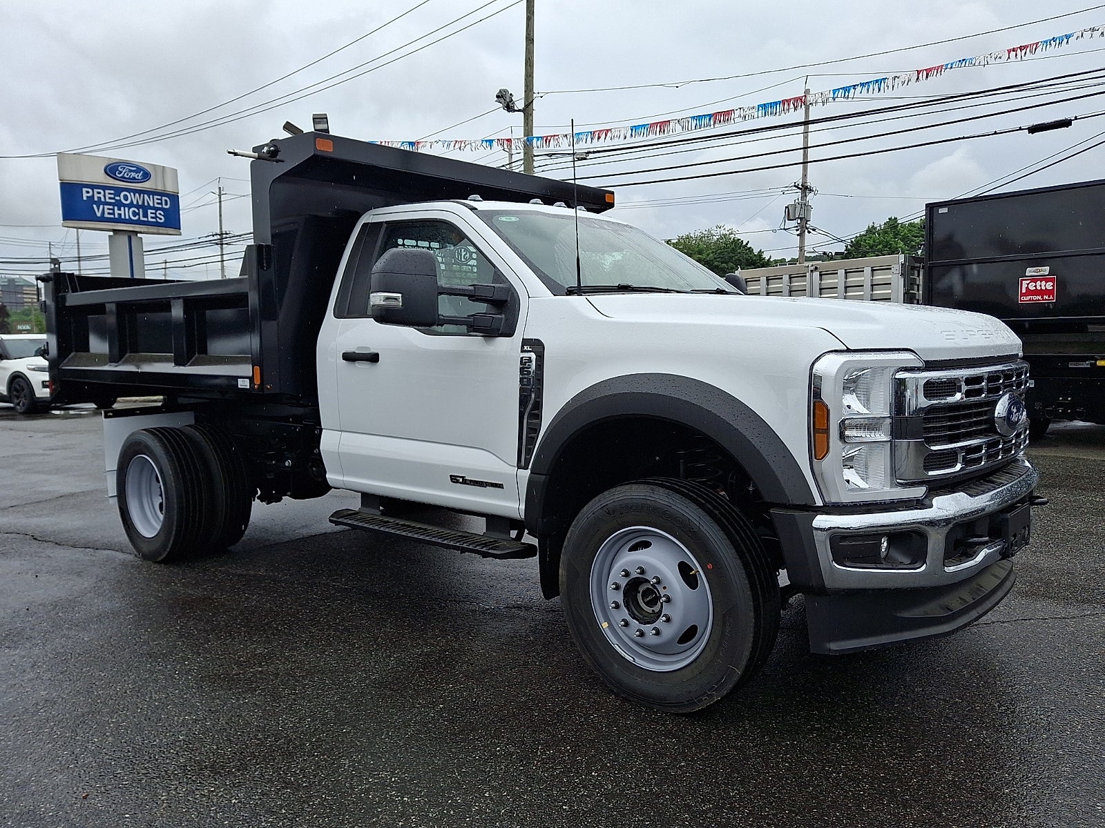 2026 Ford F-600SD XL