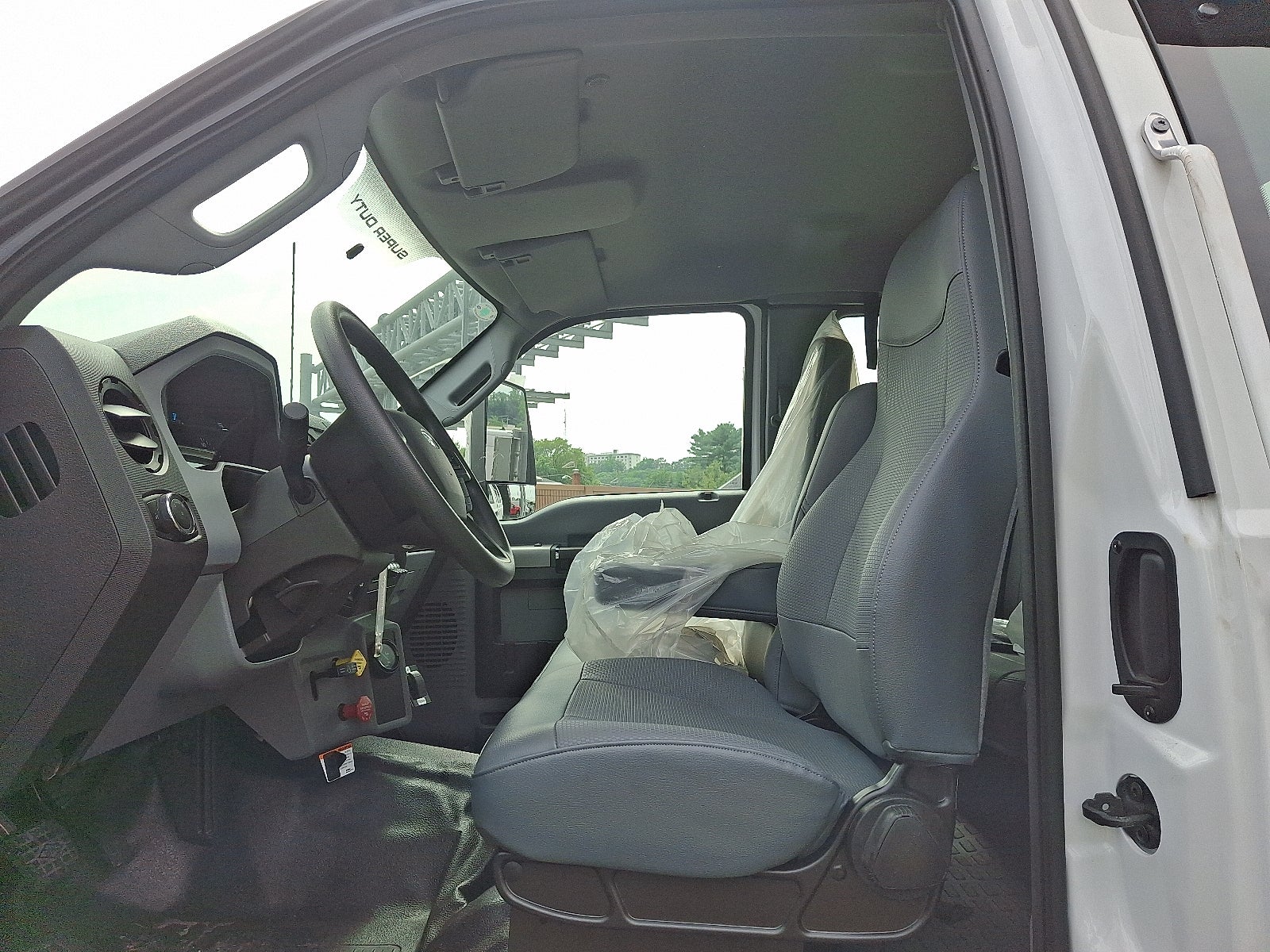 2025 Ford F-750SD Base