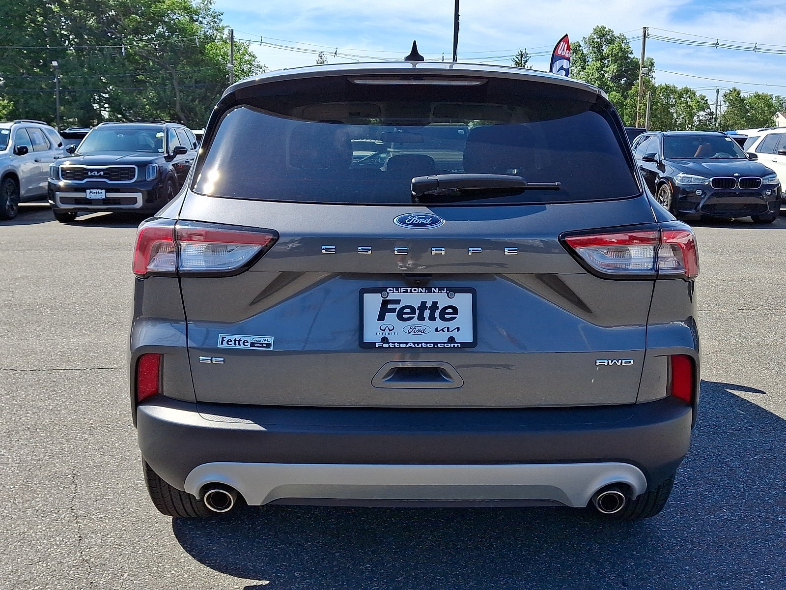 2022 Ford Escape SE