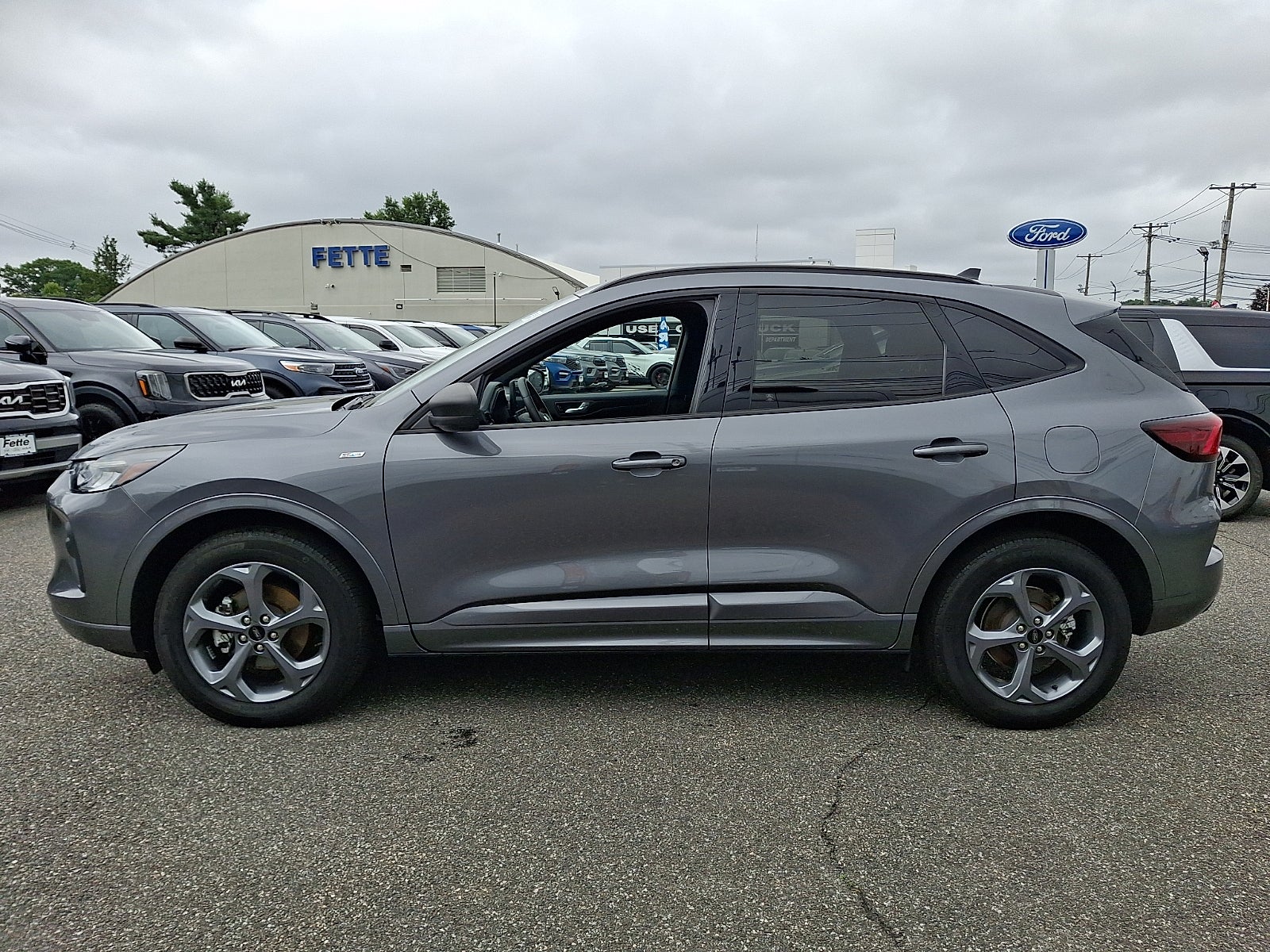 2023 Ford Escape ST-Line