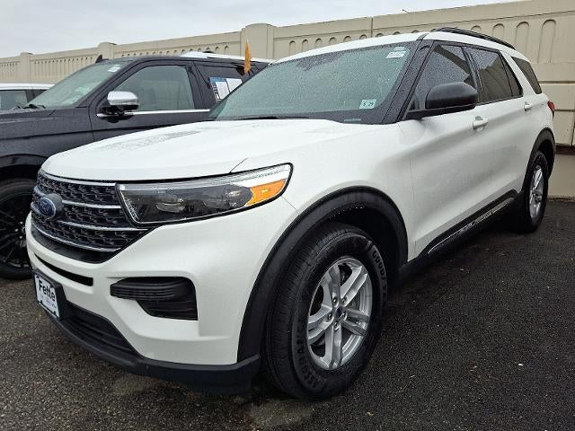 2024 Ford Explorer XLT 4WD's photo