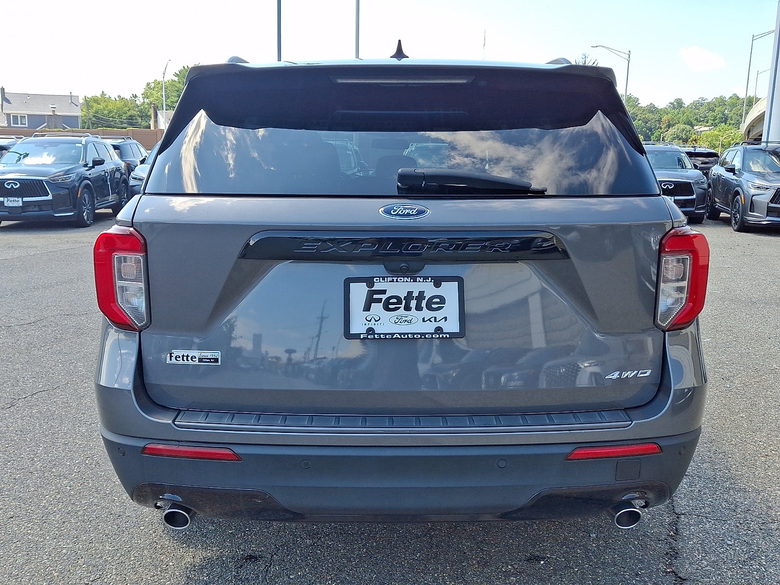 2023 Ford Explorer ST-Line
