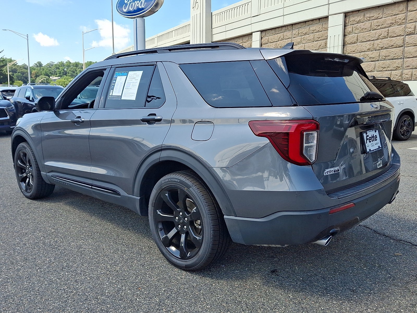 2023 Ford Explorer ST-Line