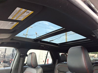 2023 Ford Explorer ST-Line
