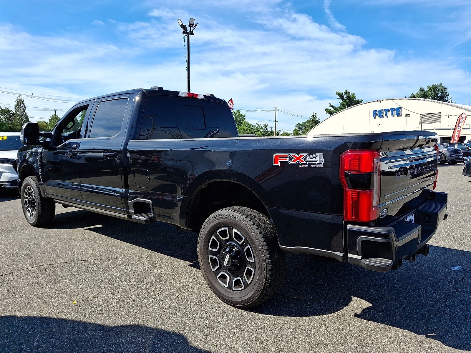 2025 Ford F-350SD Platinum