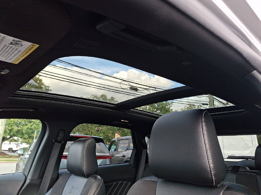 2024 Ford Edge ST