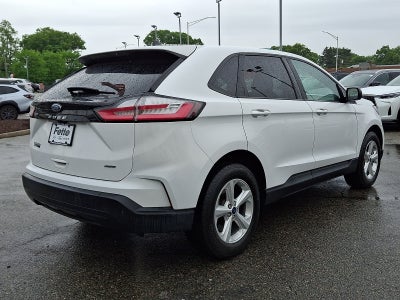 2022 Ford Edge SE