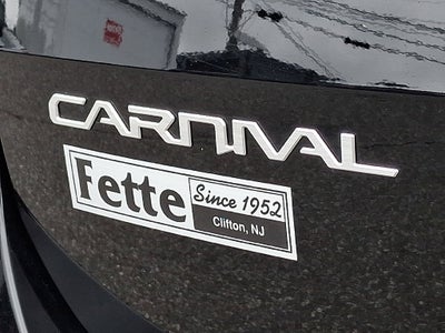 2024 Kia Carnival EX