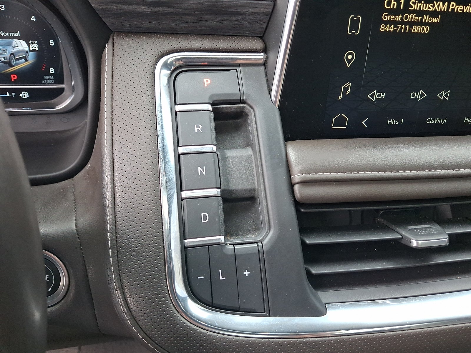 2022 GMC Yukon 4WD SLT