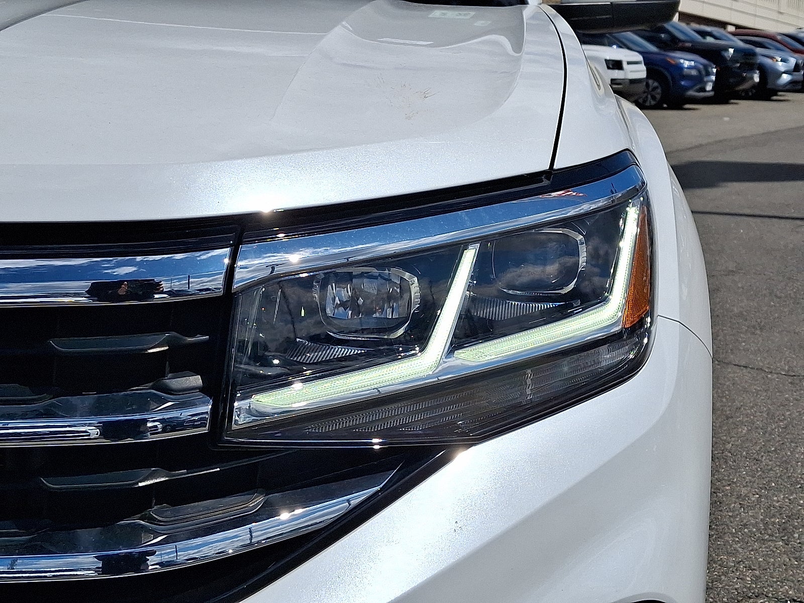 2023 Volkswagen Atlas 3.6L V6 SEL Premium R-Line