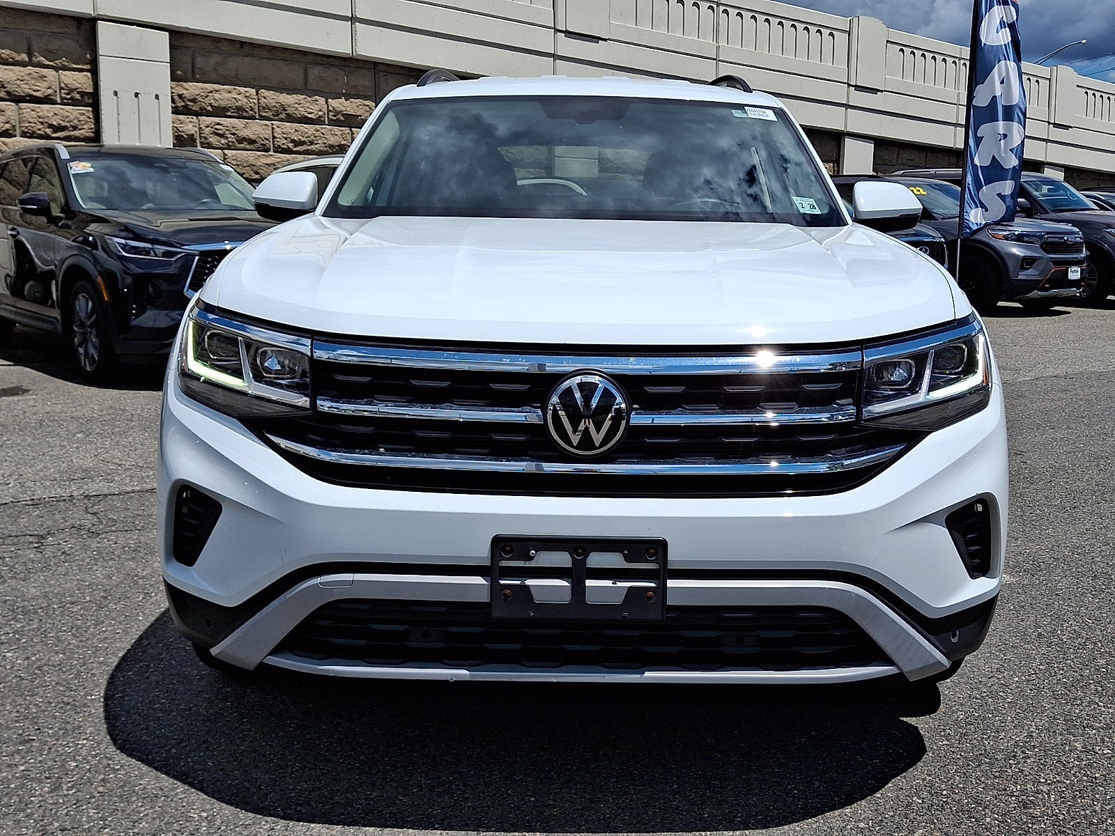 2023 Volkswagen Atlas 2.0T SE w/Technology