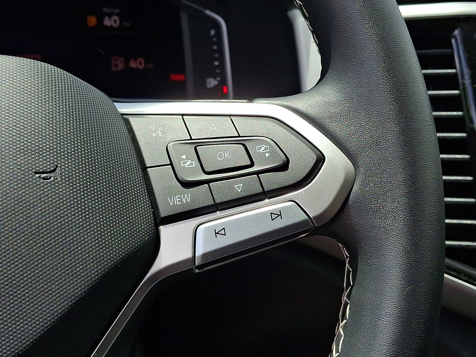 2023 Volkswagen Atlas 2.0T SE w/Technology