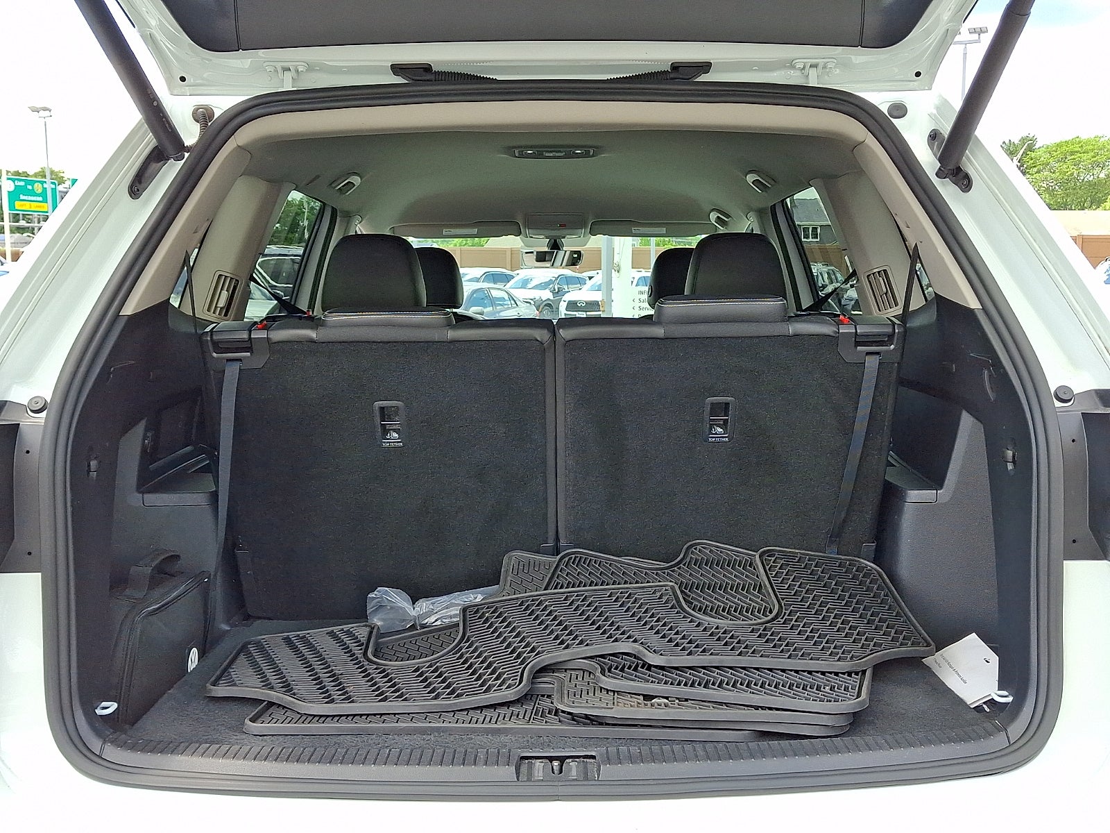 2023 Volkswagen Atlas 2.0T SE w/Technology