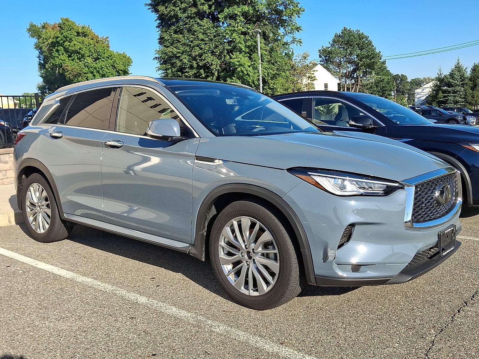 2023 INFINITI QX50 LUXE AWD
