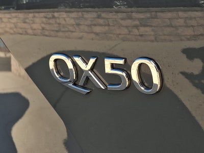 2023 INFINITI QX50 LUXE AWD