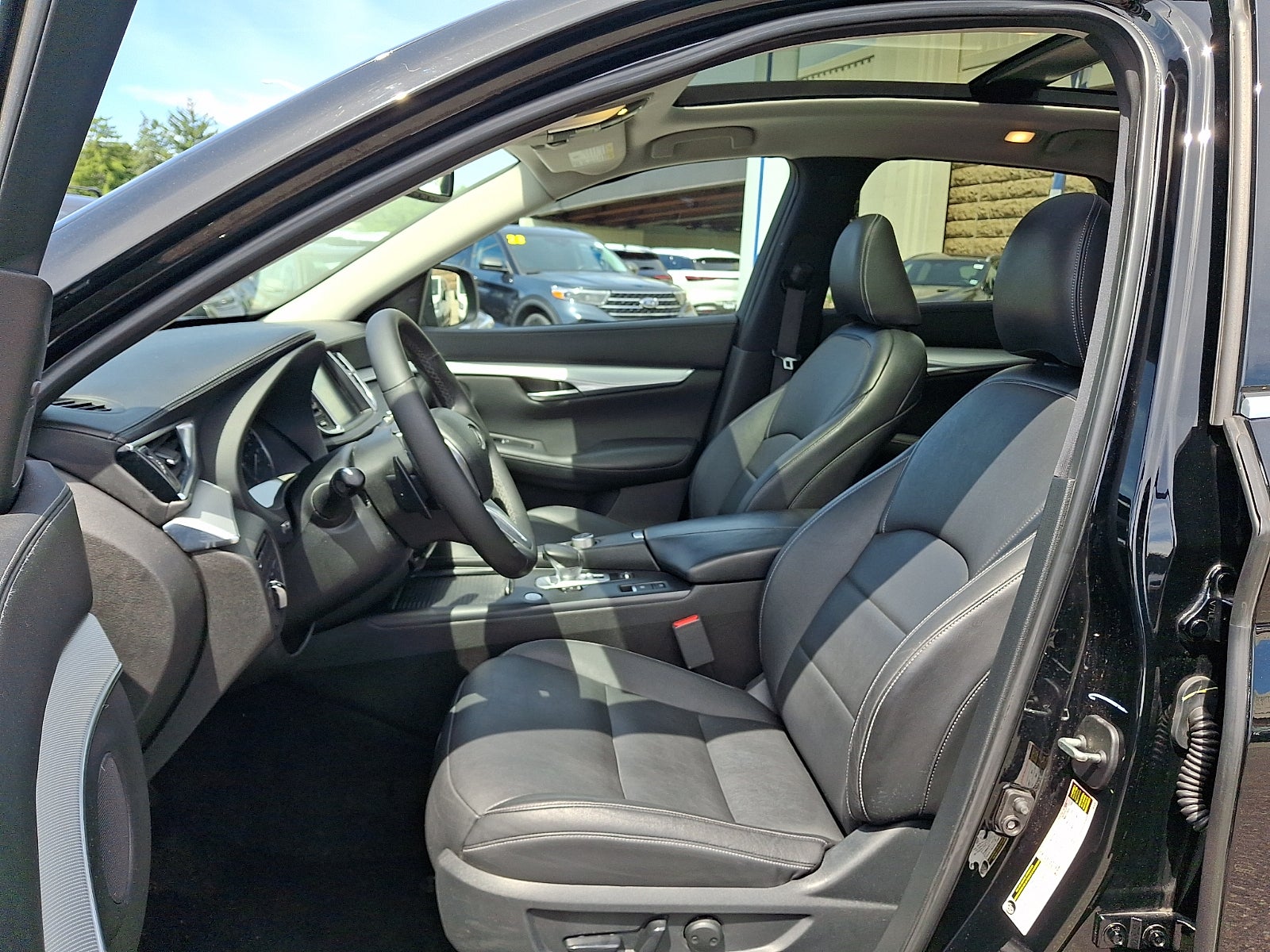 2019 INFINITI QX50 LUXE