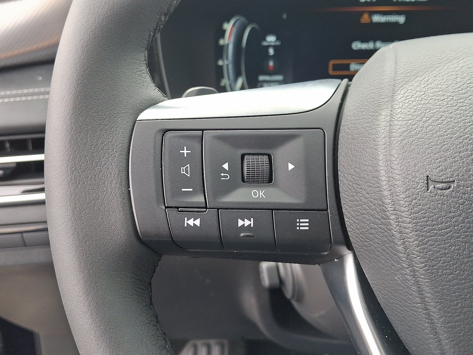 2025 INFINITI QX60 LUXE AWD