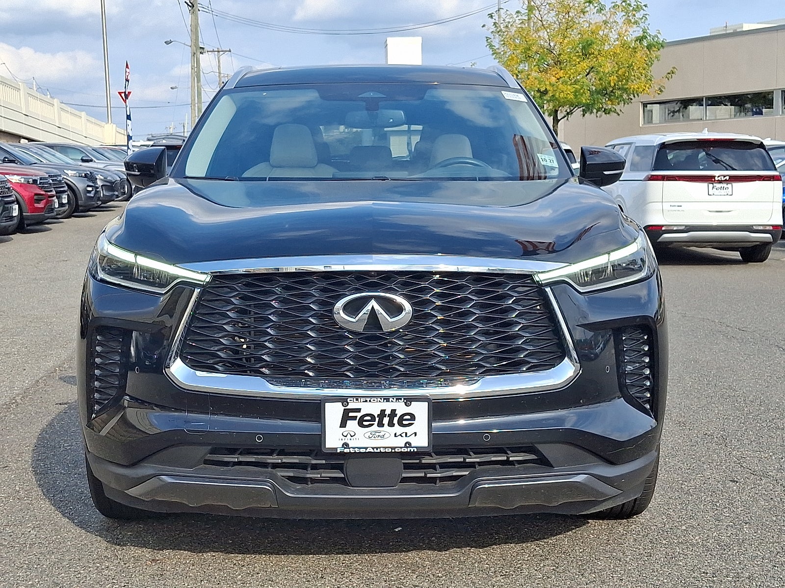 2022 INFINITI QX60 LUXE AWD