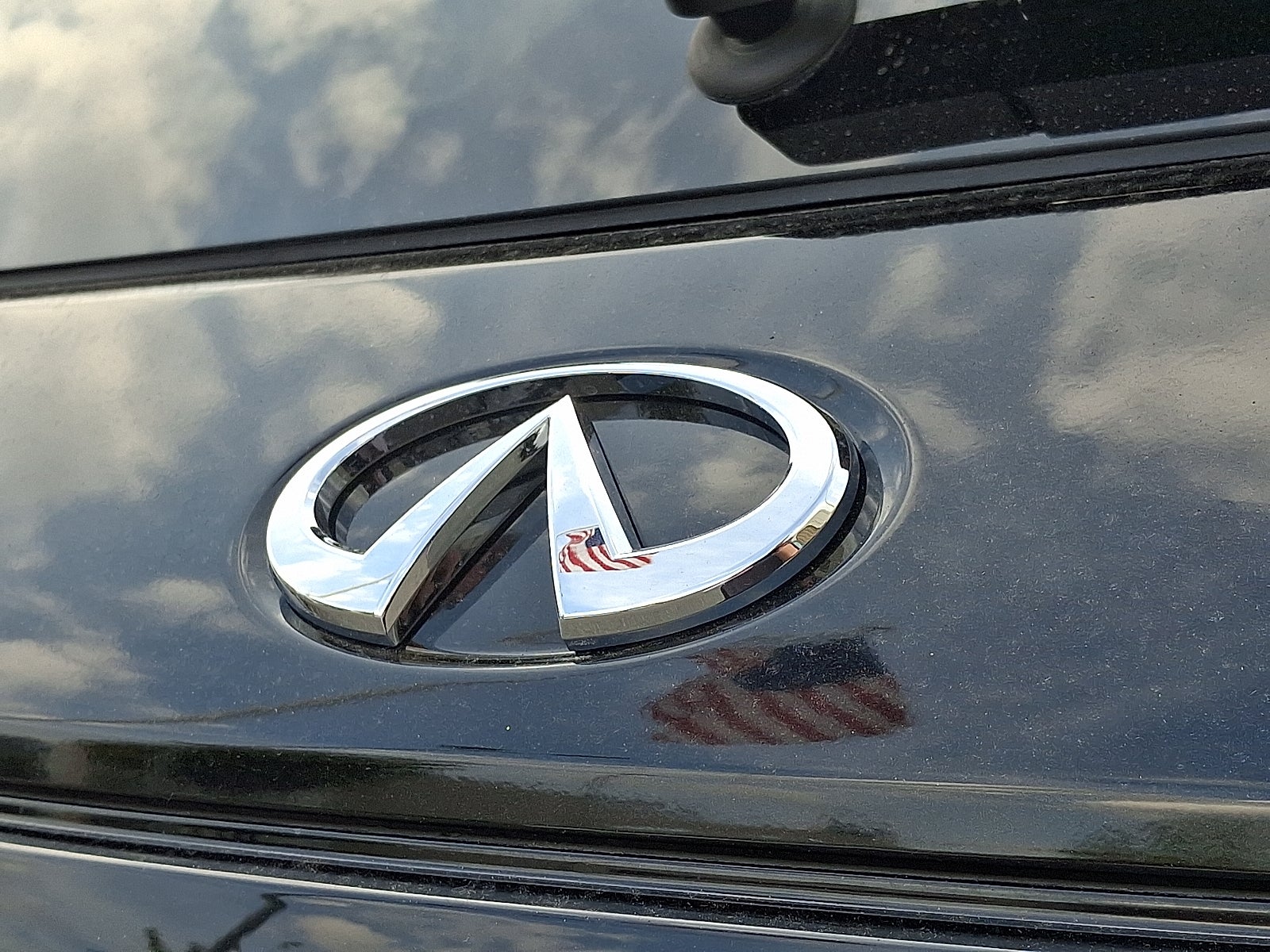 2022 INFINITI QX60 LUXE AWD
