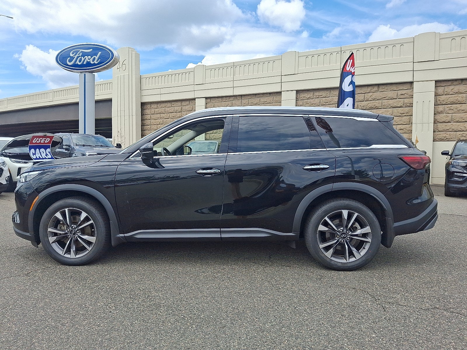 2022 INFINITI QX60 LUXE AWD