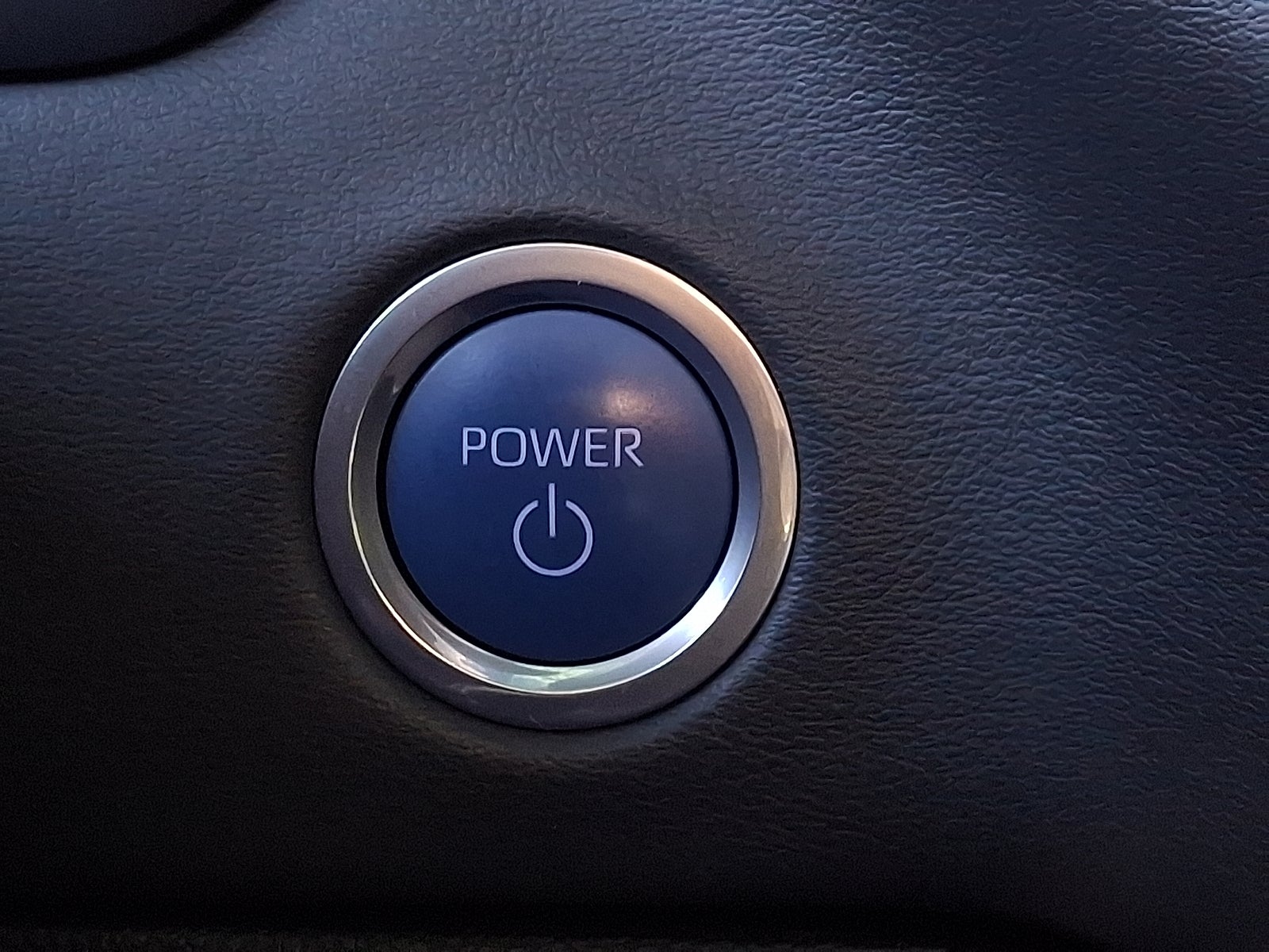 2022 Toyota Tundra Hybrid Platinum