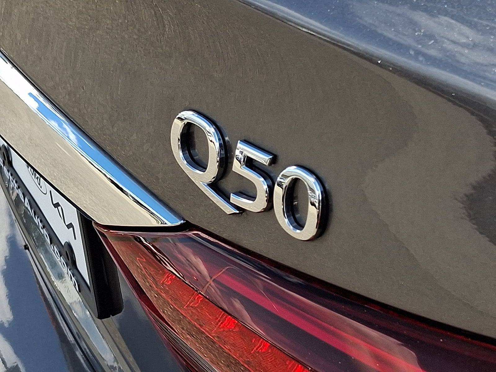 2023 INFINITI Q50 LUXE AWD