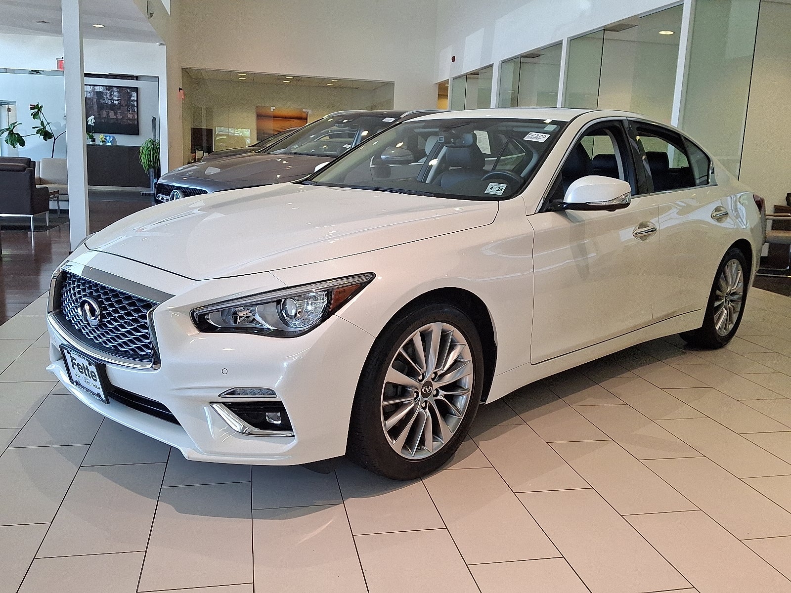 2023 INFINITI Q50 LUXE AWD