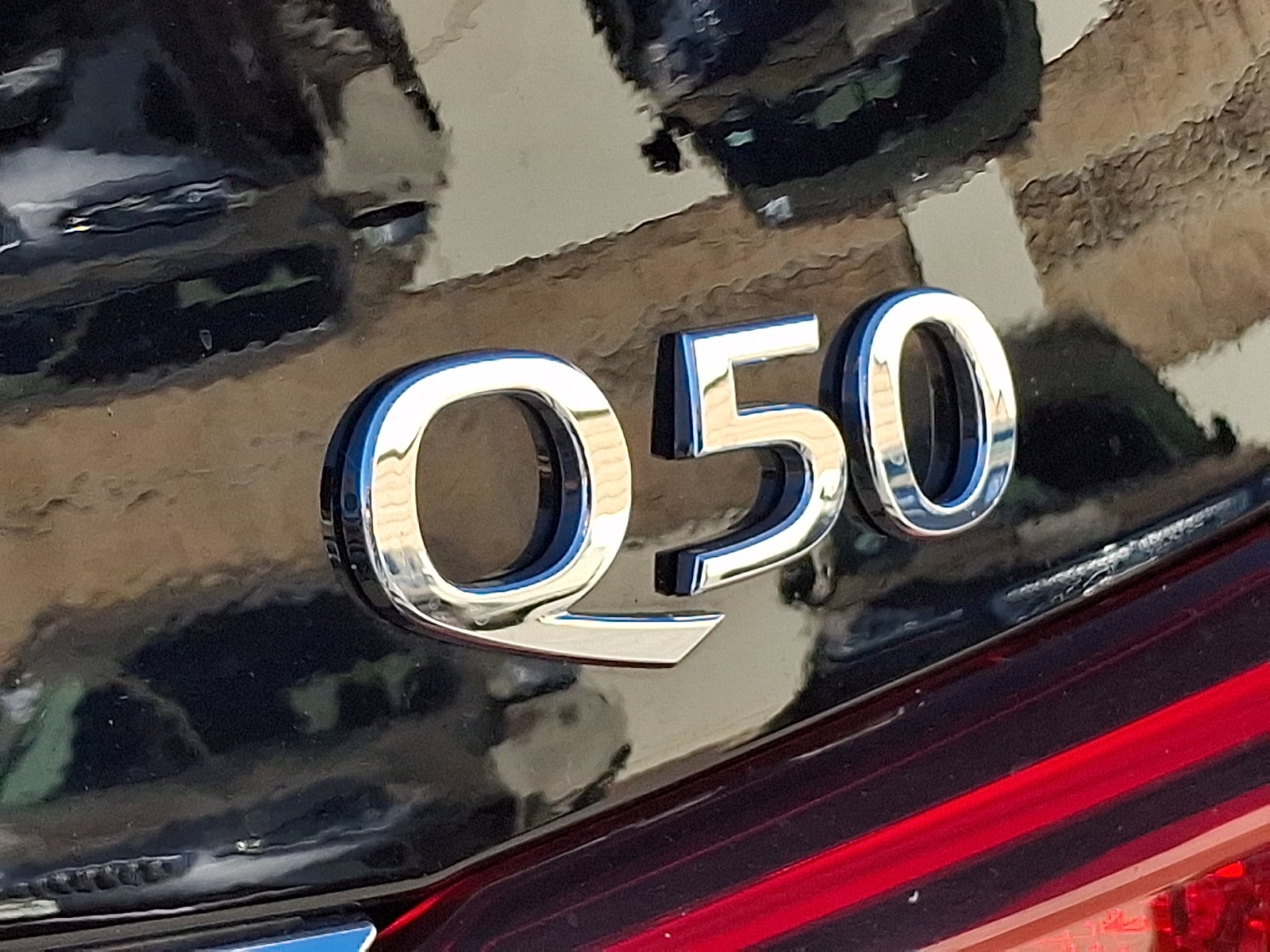2023 INFINITI Q50 LUXE AWD