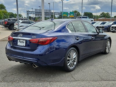 2023 INFINITI Q50 LUXE AWD