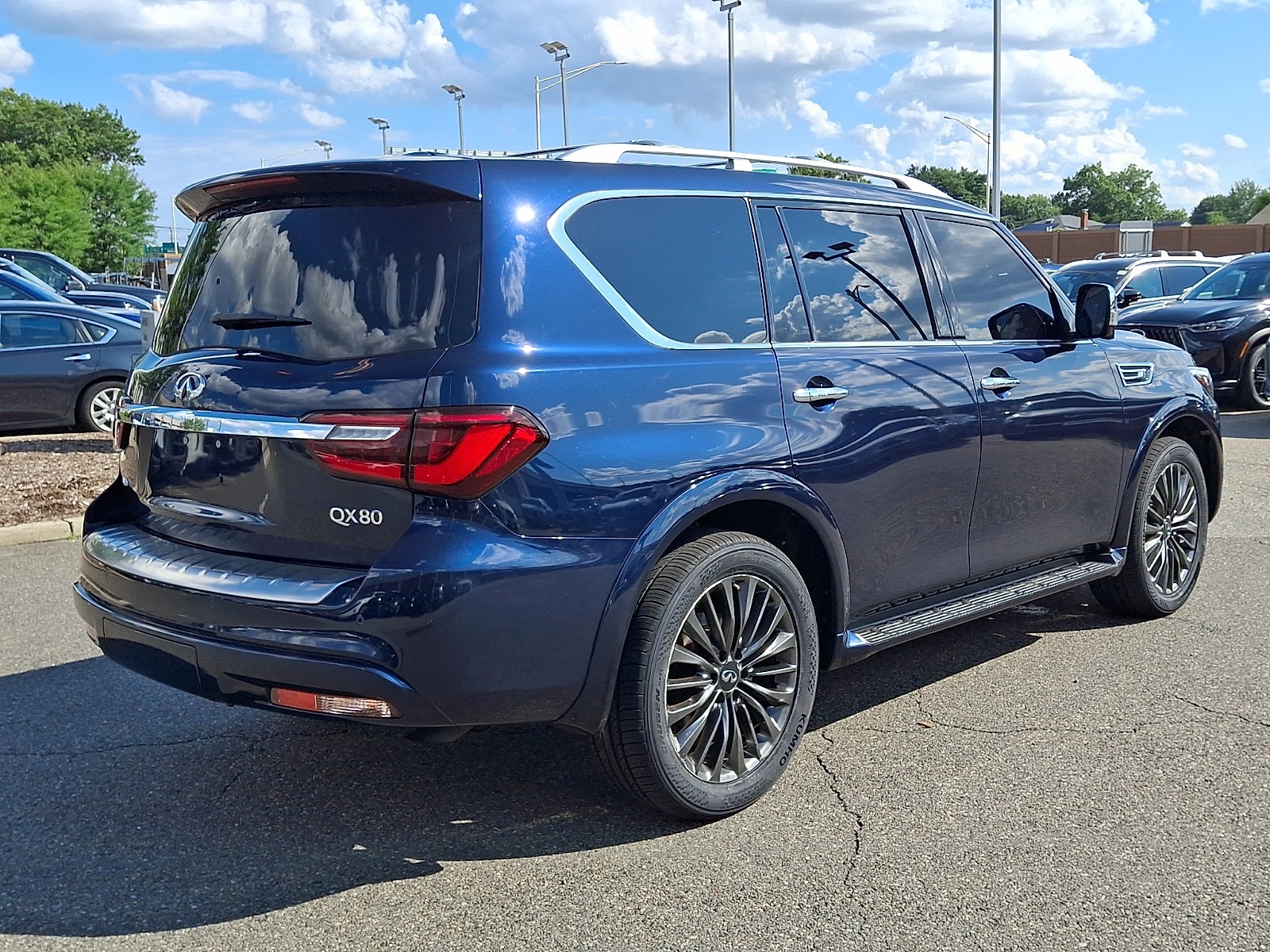 2022 INFINITI QX80 SENSORY AWD