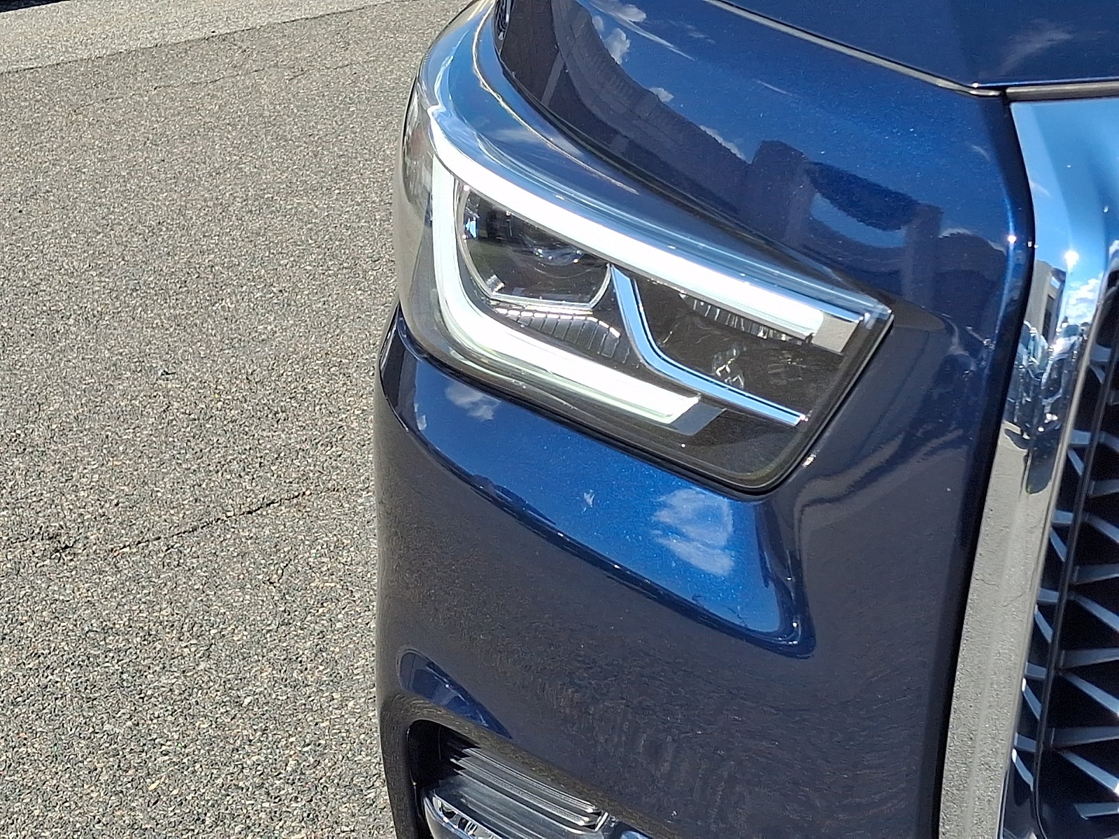 2022 INFINITI QX80 SENSORY AWD